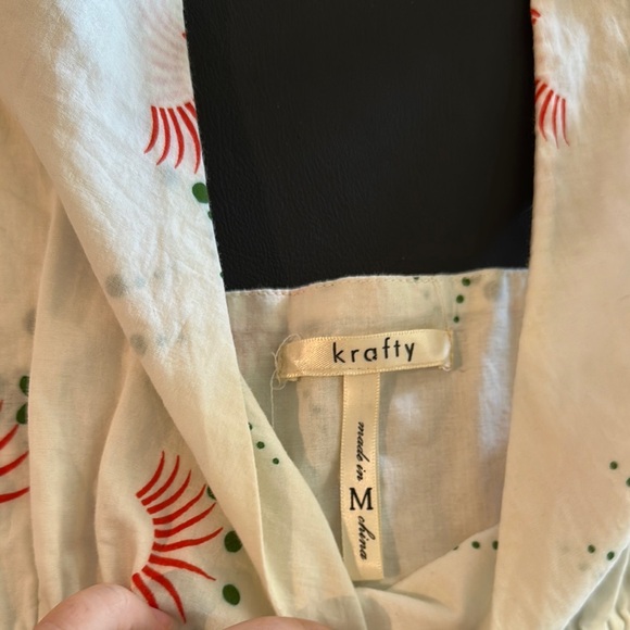 Floral V Neck Sleeveless Blouse - White, Green and Orange Vintage Floral Print - Picture 3 of 11